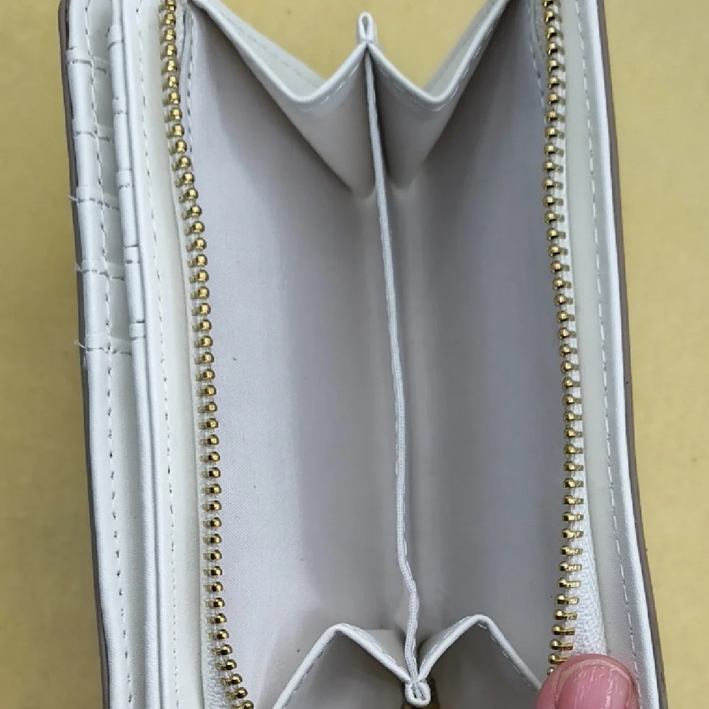 Nanette Lepore Alina Wallet/Organizer Peony Blooms NWT